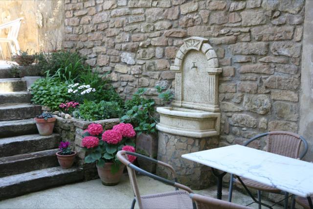Hostal La Fuente — photo 10