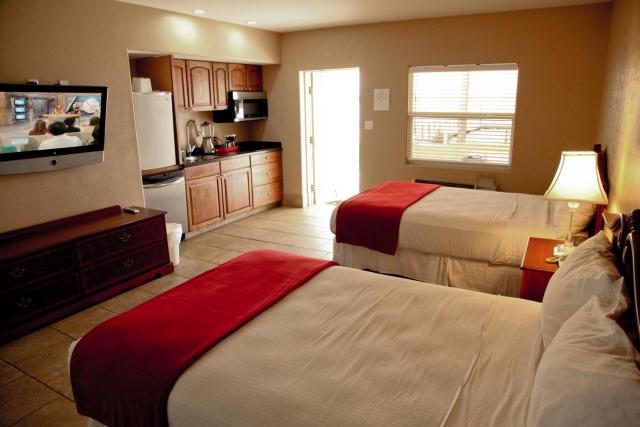 Lake Grassy Inn & Suites — photo 2