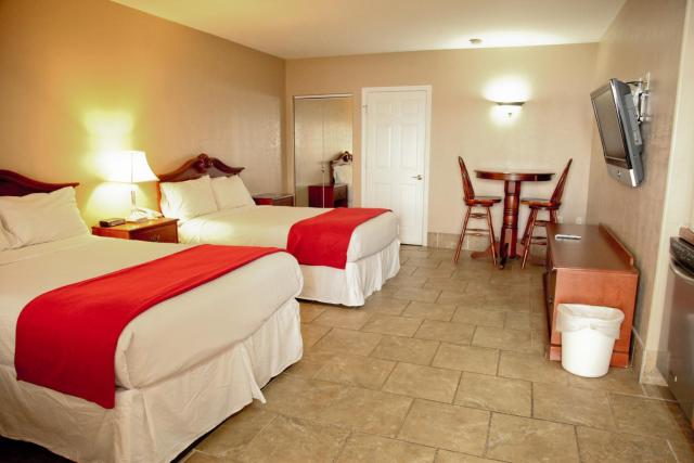 Lake Grassy Inn & Suites — photo 6