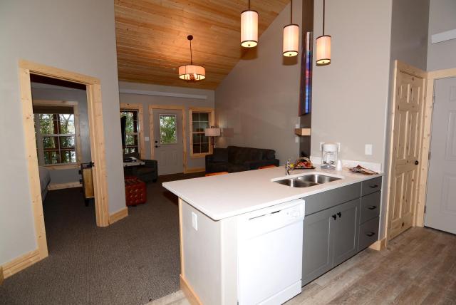 Lakeside Lodge Resort and Marina — photo 15