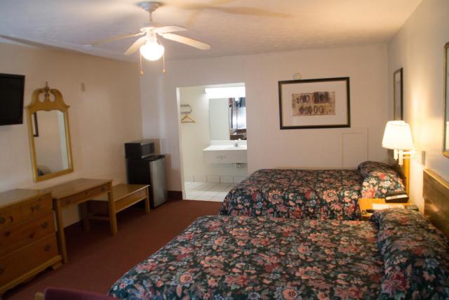 Tazewell Motor Lodge — photo 2
