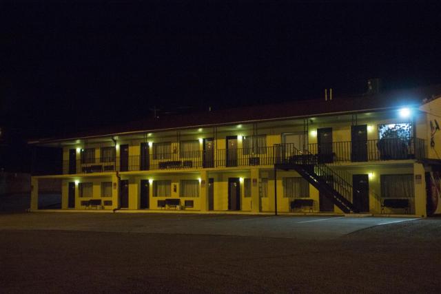 Tazewell Motor Lodge — photo 23