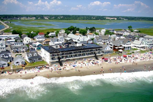 Atlantic Oceanfront Hotel, Wells Beach — photo 22