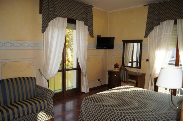 Hotel Lugana Parco Al Lago — photo 13