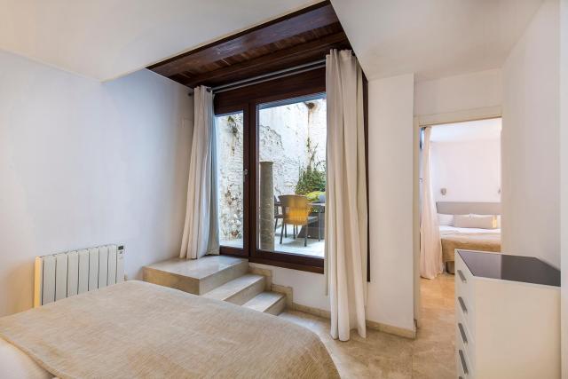 tuGuest Elvira Suites — photo 23
