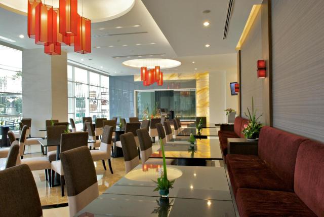 The Narathiwas Hotel & Residence Sathorn Bangkok — photo 20