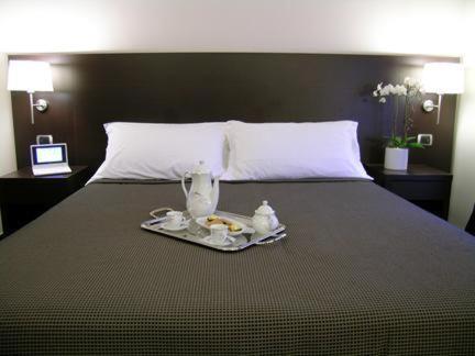 Florida rooms - comfort Hotel — photo 17