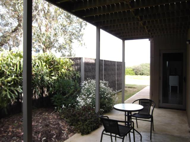 Swan Lake Guest House — photo 10