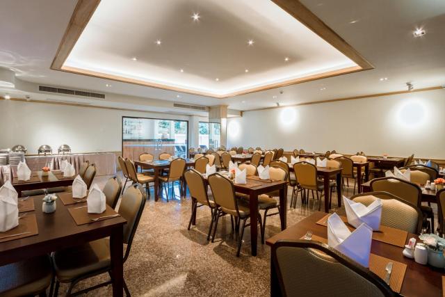 Airport Beach Hotel — photo 5