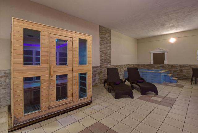 Canifor Hotel — photo 20