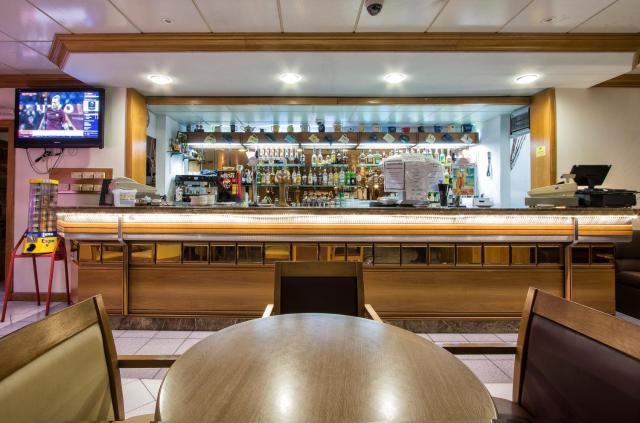 Canifor Hotel — photo 10