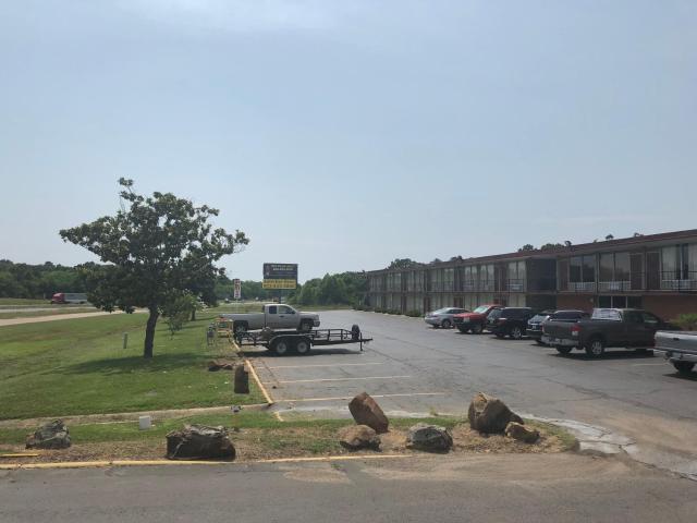 Mid Continent Inn — photo 16