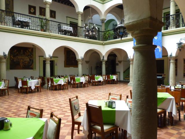Hotel Monte Alban - Solo Adultos — photo 1