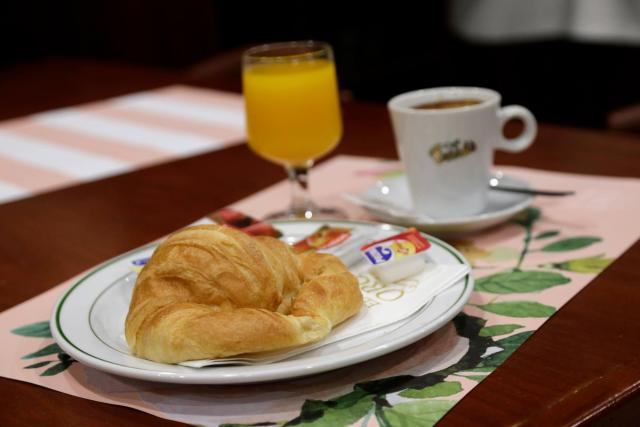 Basic Hotel Puerta de Sevilla — photo 10