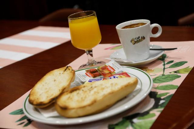 Basic Hotel Puerta de Sevilla — photo 11