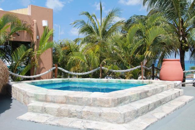 Casa del Mar Cozumel Hotel & Dive Resort with free access to an exclusive beach club — photo 24