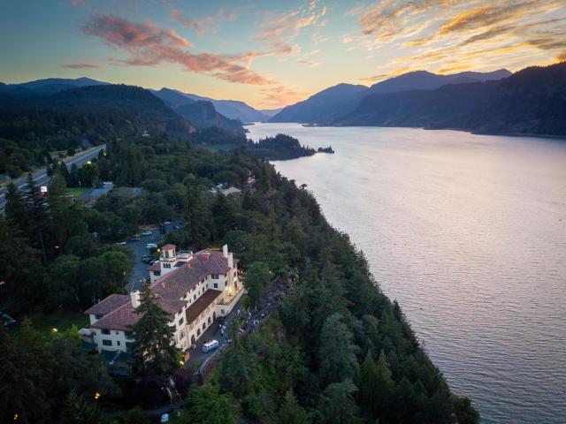 Columbia Gorge Hotel & Spa — photo 7