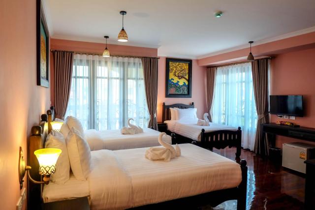 Siri Heritage Bangkok Hotel — photo 2