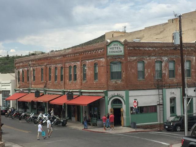 Connor Hotel — photo 1