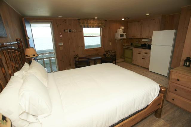 Belknap Point Inn — photo 18
