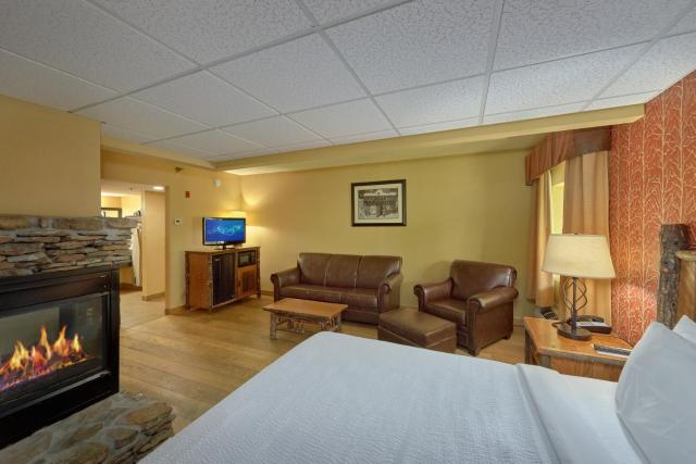 Old Creek Lodge — photo 11