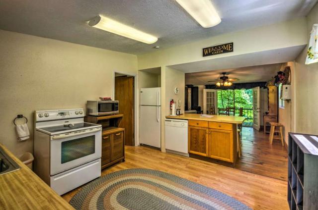 Nantahala Cabins — photo 17