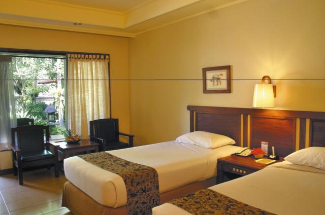 Besakih Beach Hotel — photo 6