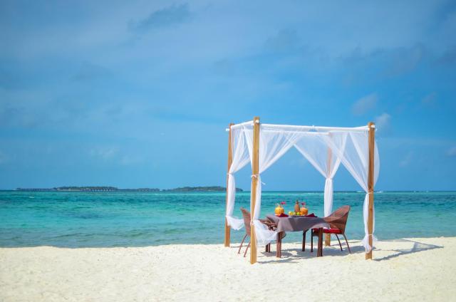 Triton Beach Hotel & Spa — photo 13