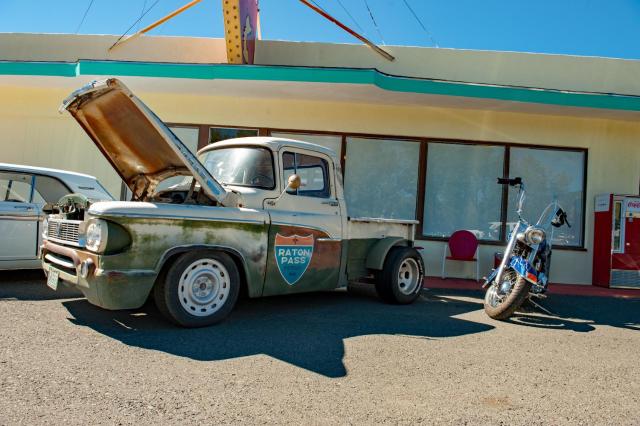Raton Pass Motor Inn — photo 14