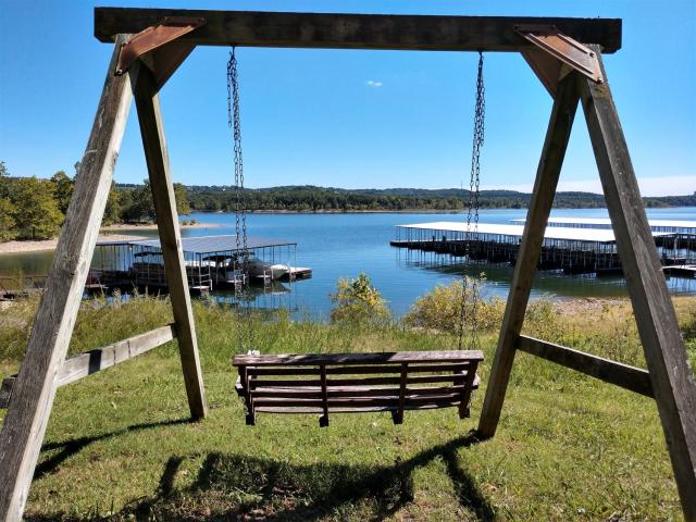 Table Rock Resorts at Indian Point — photo 9