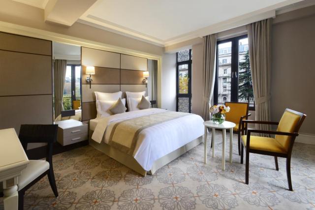 Ambassadori Tbilisi Hotel — photo 20