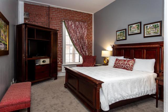 East Bay Inn, Historic Inns of Savannah Collection — photo 23
