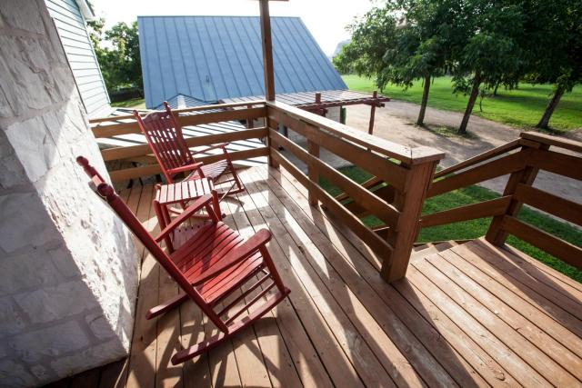 Gruene Cottages — photo 13