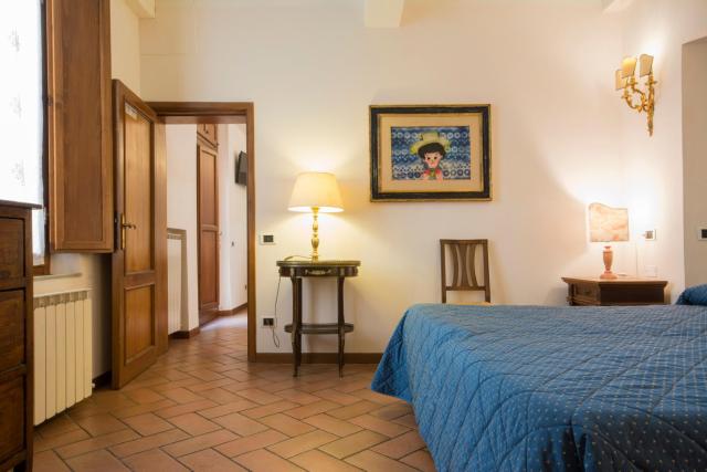 Regis Condo — photo 18