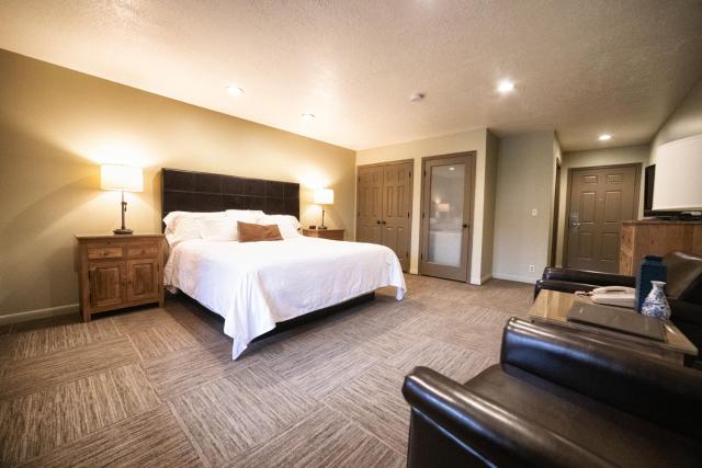 Driftwood Lodge — photo 17