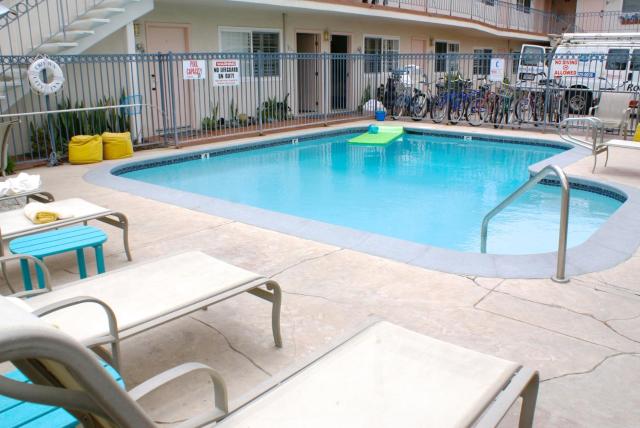 Crown City Inn Coronado — photo 17