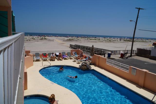 Beau Rivage Beach Resort — photo 23