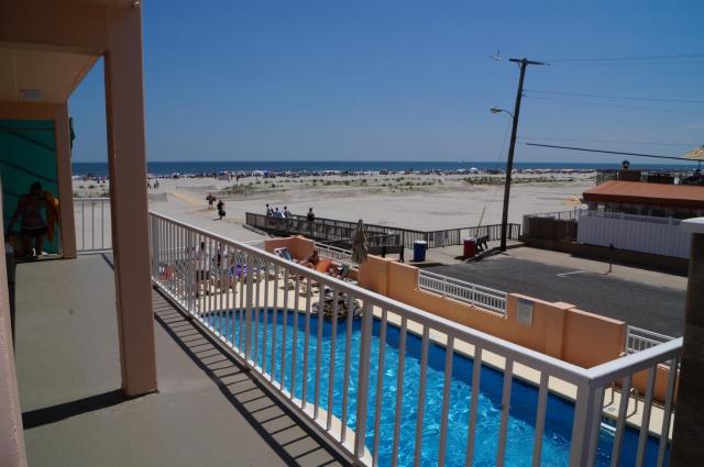 Beau Rivage Beach Resort — photo 24