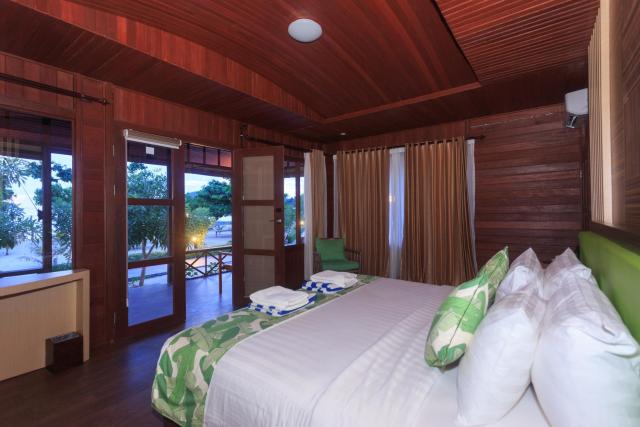 Sylvia Beach Villa — photo 9