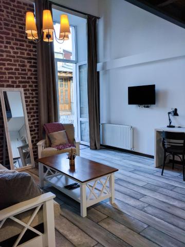 Cozy Studios on Freedom Square — photo 9
