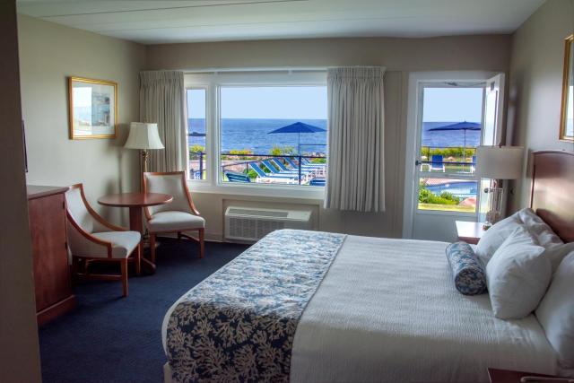 Atlantis Oceanfront Inn Gloucester — photo 1