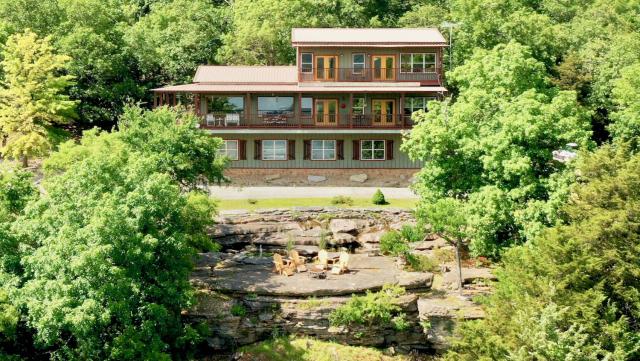 Beaver Lake Cottages — photo 4