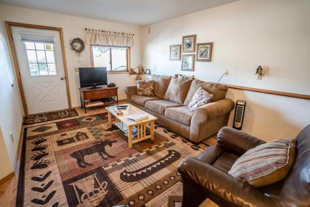 Bears Den Alaska Lodging — photo 5