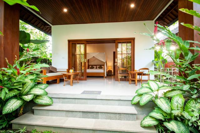 Flamboyant Villa Ubud — photo 12