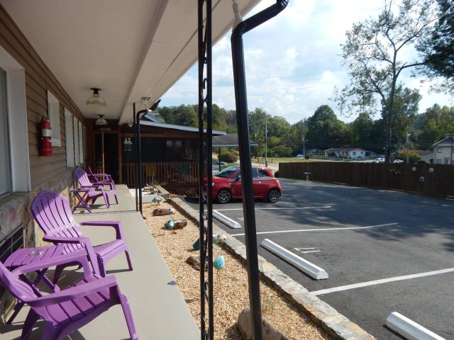 Sunset Motel — photo 23