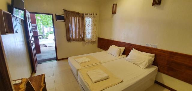Surf Deck Guest House — photo 6