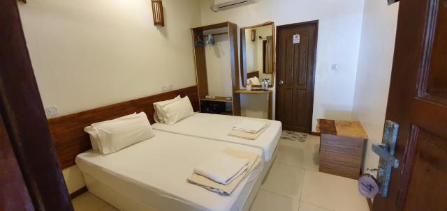 Surf Deck Guest House — photo 17