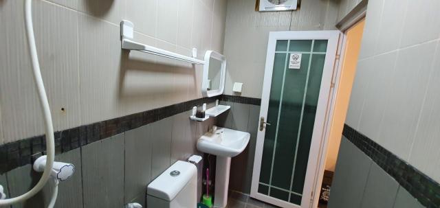 Surf Deck Guest House — photo 10