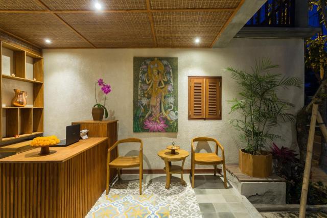 Bije Boutique & Gallery — photo 23