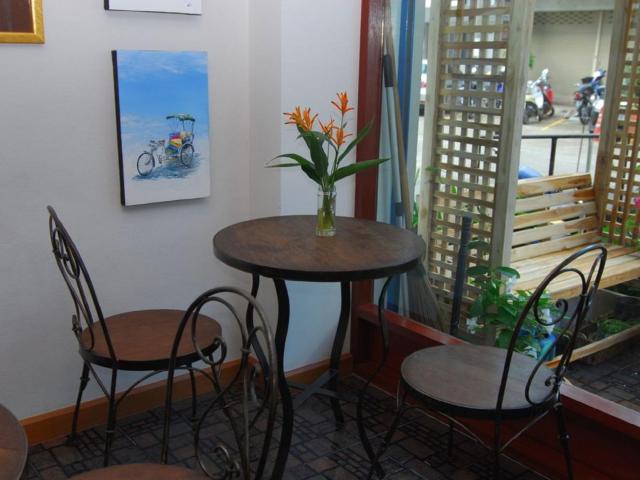 Jane's House — photo 12